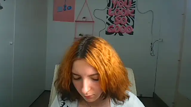 Butterfly_Milly élő XXX-chatje