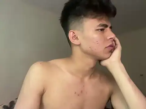 ToddWarren's Live XXX Chat