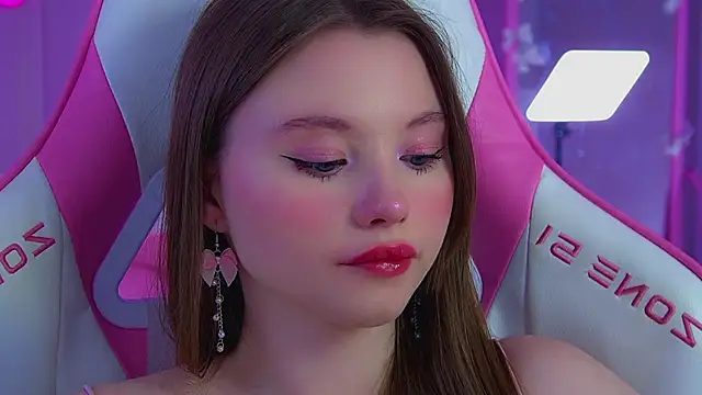 Czat XXX na żywo – KeiraAsti