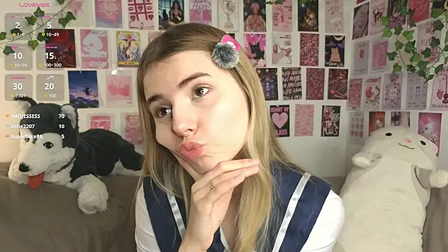 Honey_Lia Chat XXX in diretta