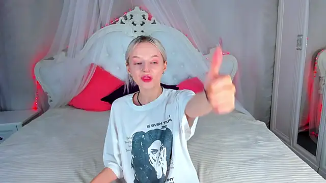 צ'אט XXX בשידור חי של AlessaKiss