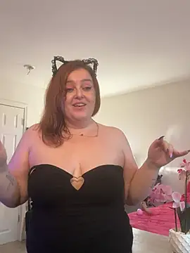 BambiKitty Adlı Modelin Canlı XXX Sohbeti