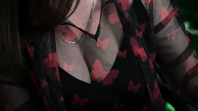 Golden_Dragon Chat XXX live