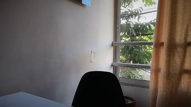 romeolovedark's Live XXX Chat