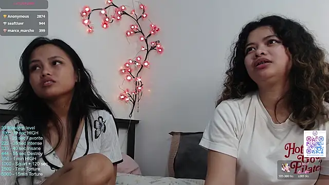 ShiningGliteer's Live XXX Chat
