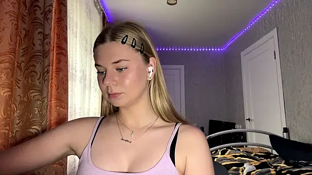 HoneysPiee: απευθείας συνομιλία ΧΧΧ