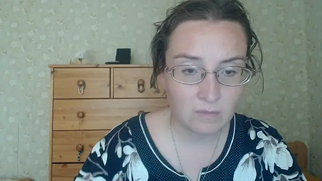 XXX chat uživo modela Smart_Rose