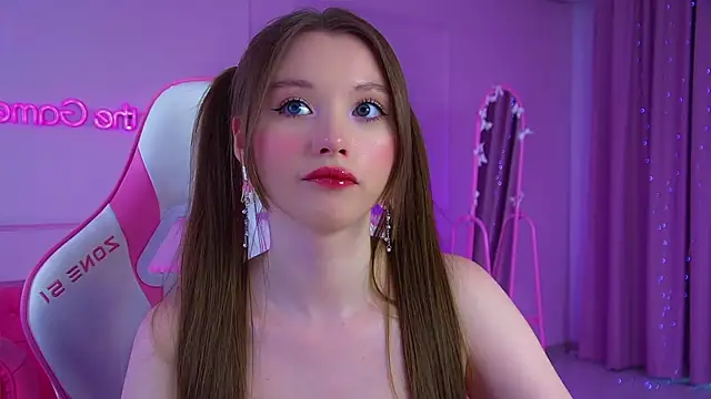 KeiraAsti Chat XXX live