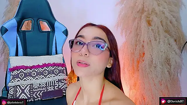 JulietaDavis live XXX chat