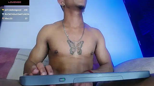 Palo_santo লাইভ XXX চ্যাট