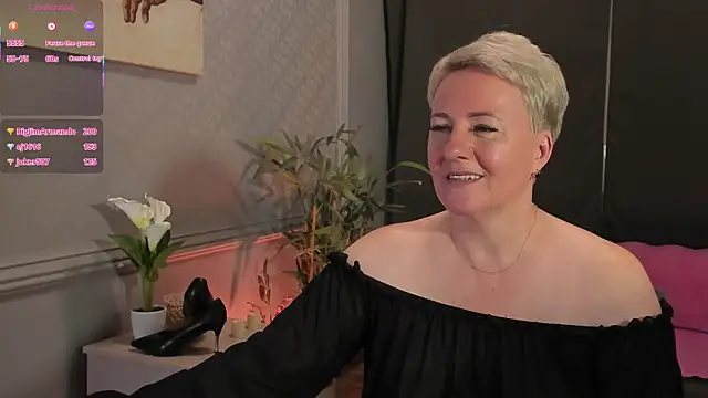 Czat XXX na żywo – Nika_Smit