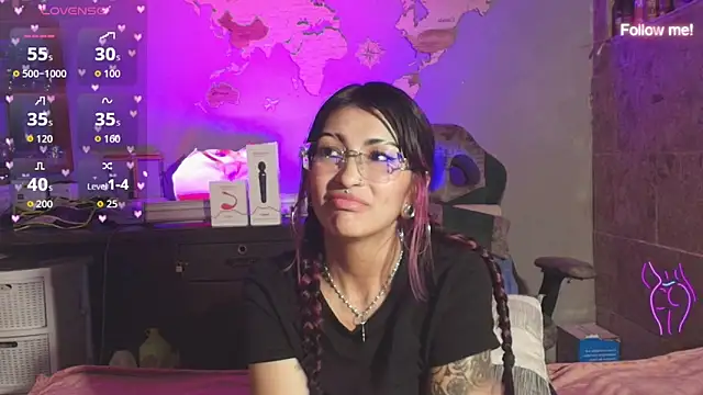 mia_devine_ live XXX chat