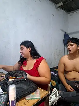 ParejaCurvy20 Obrolan Langsung XXX
