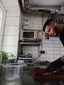 XXX chat uživo modela Zevs777s