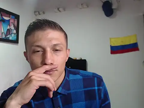 Živý XXX chat Stiiveen777