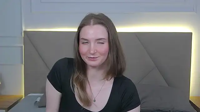 ArianaMilss Chat XXX live