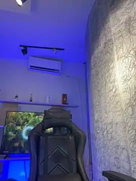 saracaball_'s Live XXX Chat