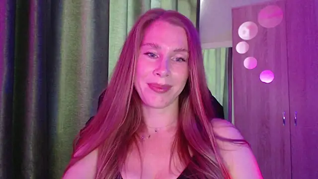 Myst_Velvet Adlı Modelin Canlı XXX Sohbeti