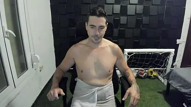 joaquin420_hot's Webcam Show