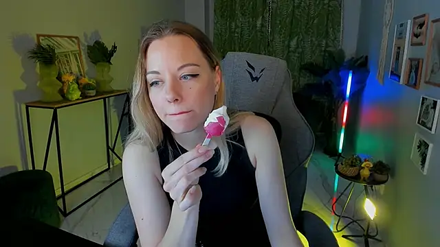 Chat +18 de VireliaMoonfall ao vivo