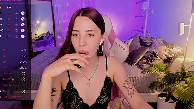 Chat +18 de CharliGrace_ ao vivo