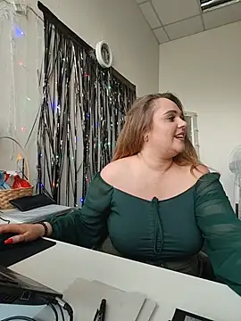 Juicy_PeachLux's Live XXX Chat