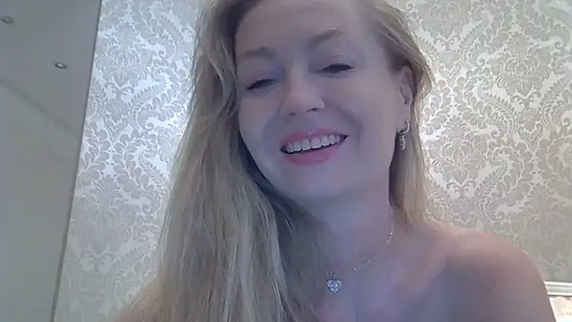 XXX chat uživo modela ZarinaSwift