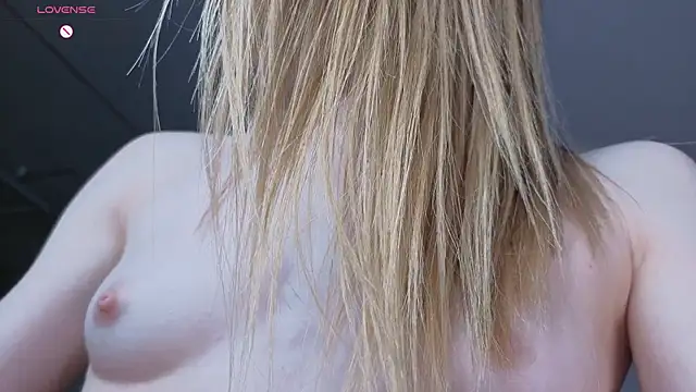 Elis_FoxのライブXXXチャット