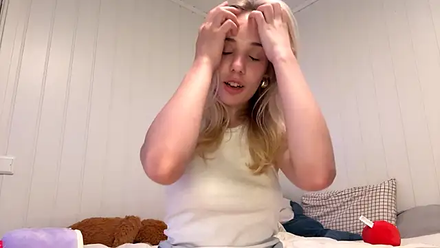 XXX chat uživo modela OlyMayer