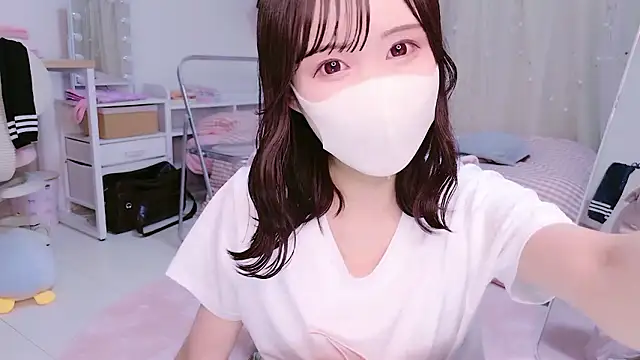 Chat +18 de SHIORIoO ao vivo