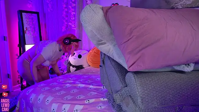 Angel-Lewd-Cake – Live XXX-chat