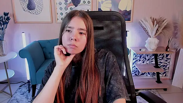 XXX chat uživo modela SayaHeartnet