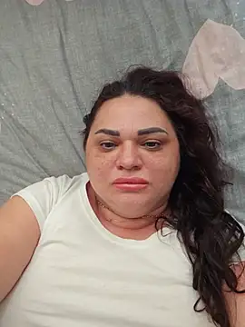 -CUTE-EVVIL- Chat XXX live