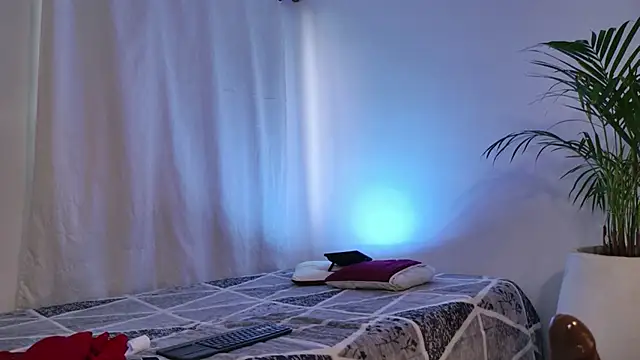 saray_tayylor Chat XXX live