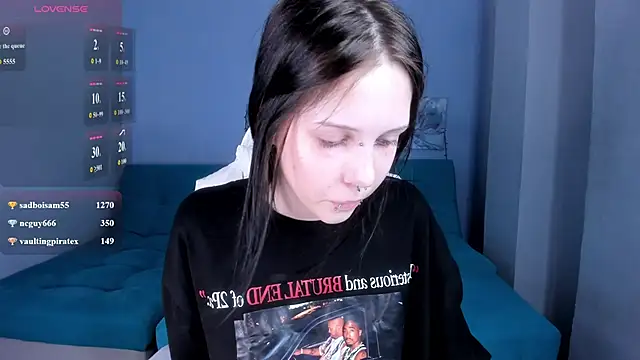دردشة SugarBunny18 الجنسية المباشرة