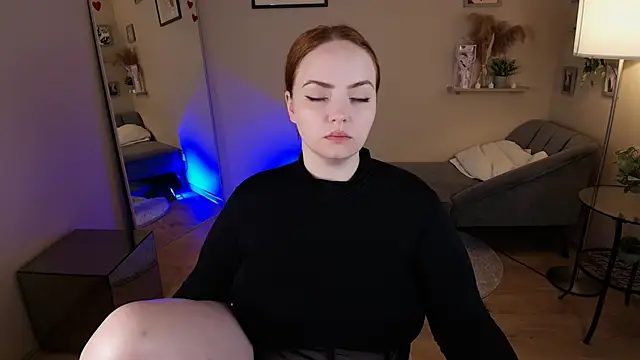 blessbinny Adlı Modelin Canlı XXX Sohbeti