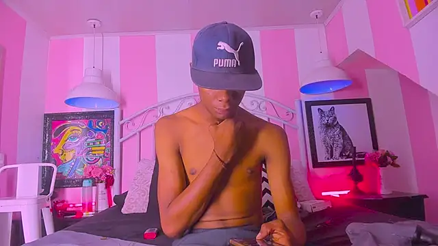 Chat XXX en directo de AndyCat3_