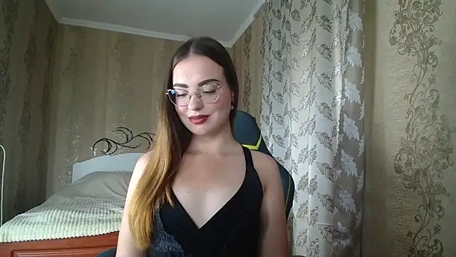 Leila_Kissyu XXX чат на живо