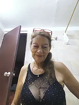 MaryLunnen Live XXX chat