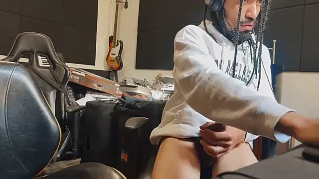 FavelaDaddyCum Live XXX Chat