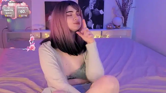 ForEvaRrr Chat XXX live
