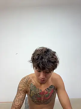 -OvO- Chat XXX in diretta