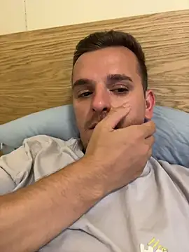 Huge_cock22cmn Webbikameraesitys