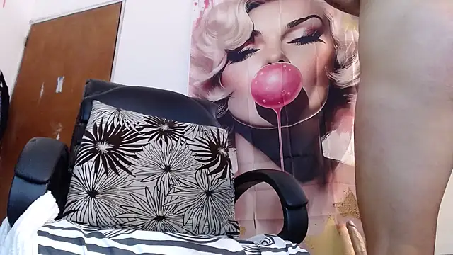 Sexy-Favgirl's Live XXX Chat