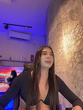 saracaball_'s Live XXX Chat