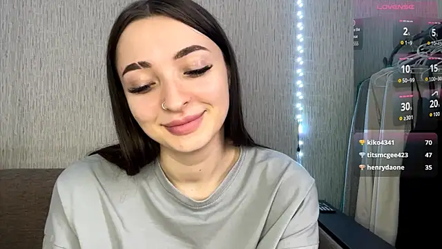 Luna_Frost's Live XXX Chat
