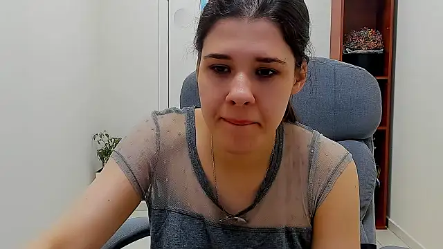 Joannia live XXX chat