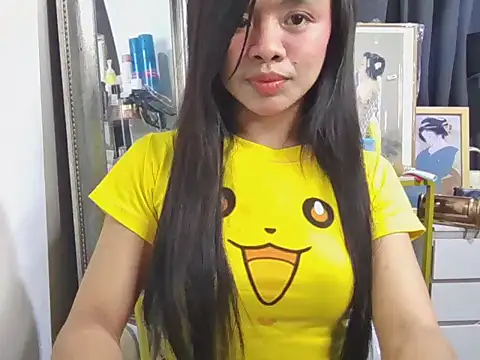 YunaBigCock Adlı Modelin Canlı XXX Sohbeti