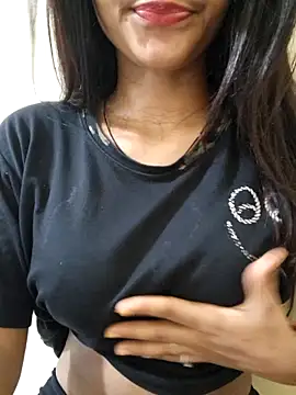 Teri_lella 即時 XXX 聊天
