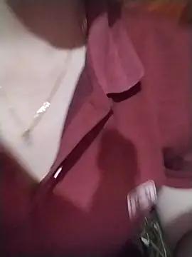 Squirt107 在線直播表演